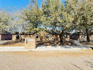 1509 Prosperity Drive 4, Edinburg, TX 78541