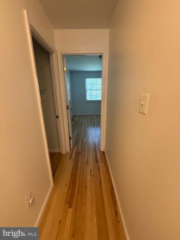 28 OAK SHADOWS, Catonsville, MD 21228