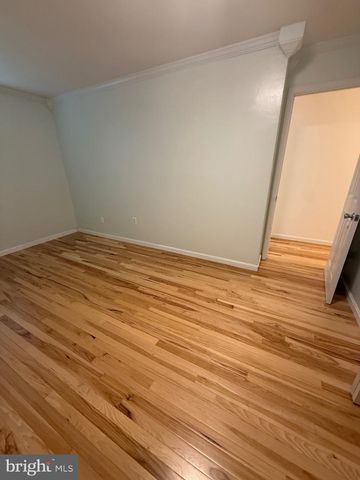 28 OAK SHADOWS, Catonsville, MD 21228