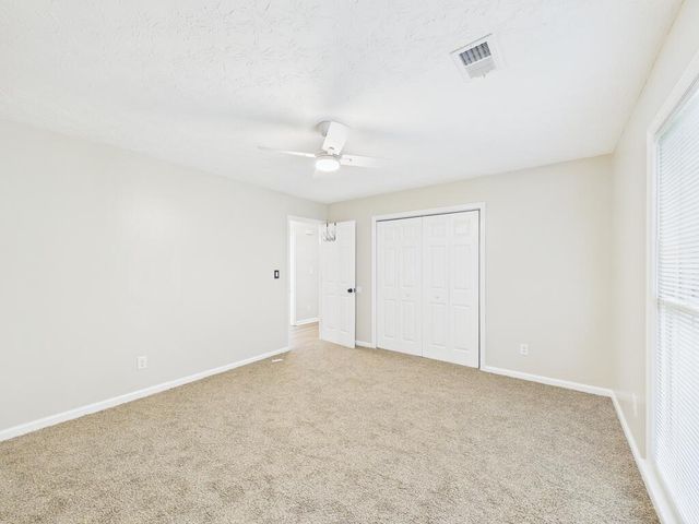 9 W Jeep Road, Phenix City, AL 36869