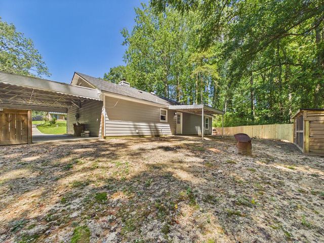 9 W Jeep Road, Phenix City, AL 36869