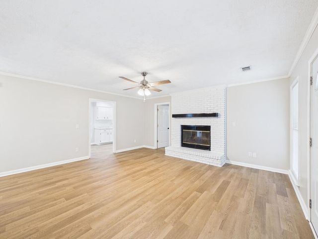 9 W Jeep Road, Phenix City, AL 36869