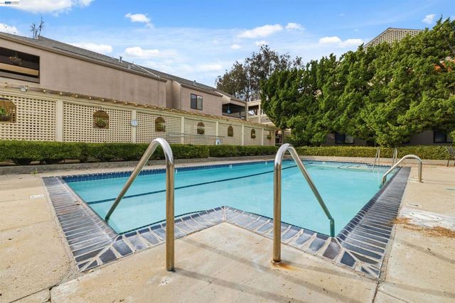 453 Alberto Way D155, Los Gatos, CA 95032