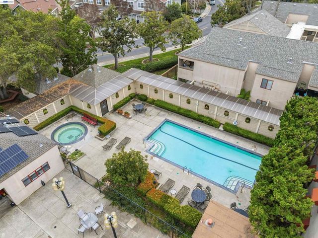 453 Alberto Way D155, Los Gatos, CA 95032