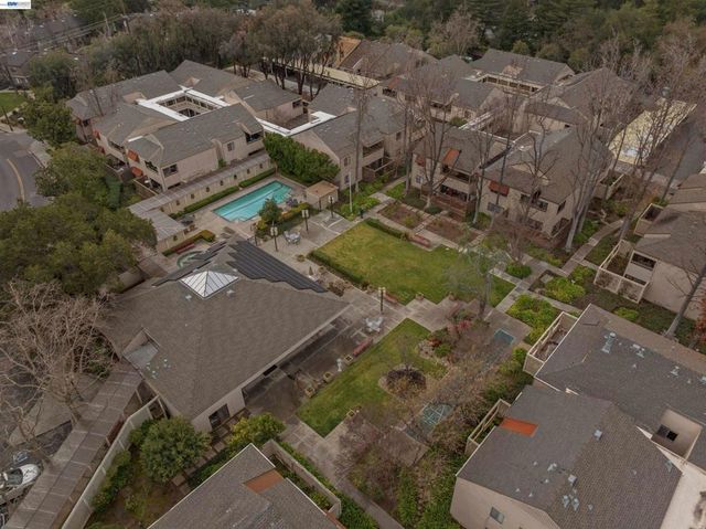 453 Alberto Way D155, Los Gatos, CA 95032