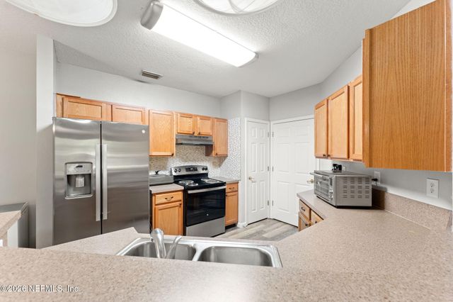 785 OAKLEAF PLANTATION Parkway 1413, Orange Park, FL 32065