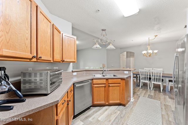 785 OAKLEAF PLANTATION Parkway 1413, Orange Park, FL 32065