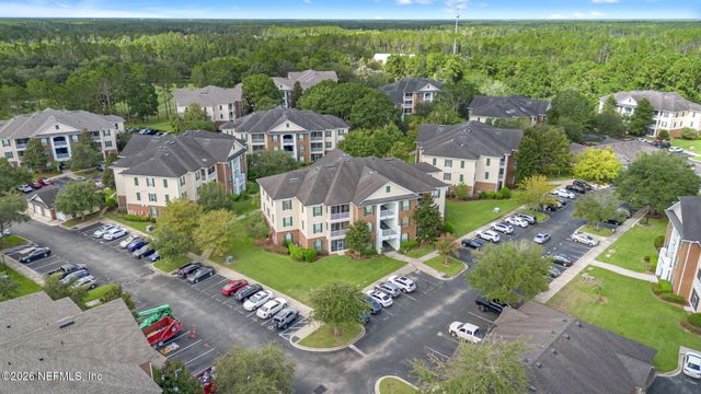 785 OAKLEAF PLANTATION Parkway 1413, Orange Park, FL 32065