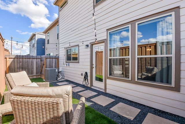 10310 Marston Vineyard Drive, Houston, TX 77025