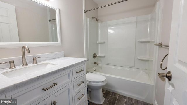29 FOMALHAUT AVE, Blackwood, NJ 08012