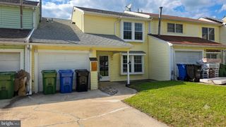 29 FOMALHAUT AVE, Blackwood, NJ 08012