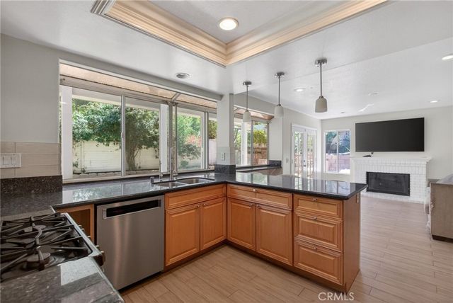 27406 Echo Canyon Court, Corona, CA 92883
