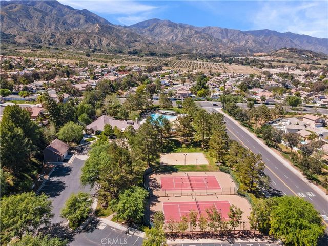 27406 Echo Canyon Court, Corona, CA 92883
