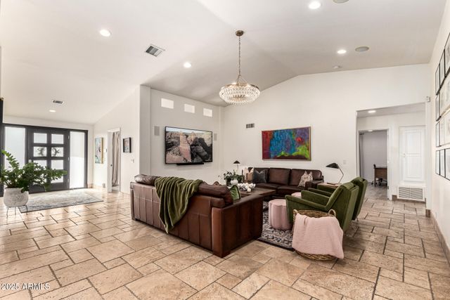 11037 N 50TH Street, Scottsdale, AZ 85254