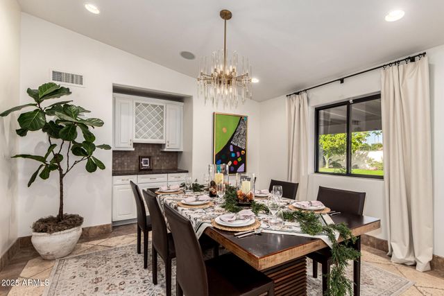 11037 N 50TH Street, Scottsdale, AZ 85254