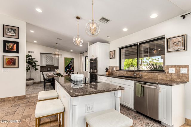 11037 N 50TH Street, Scottsdale, AZ 85254