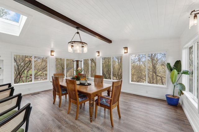 2712 Williams Drive, Burnsville, MN 55337