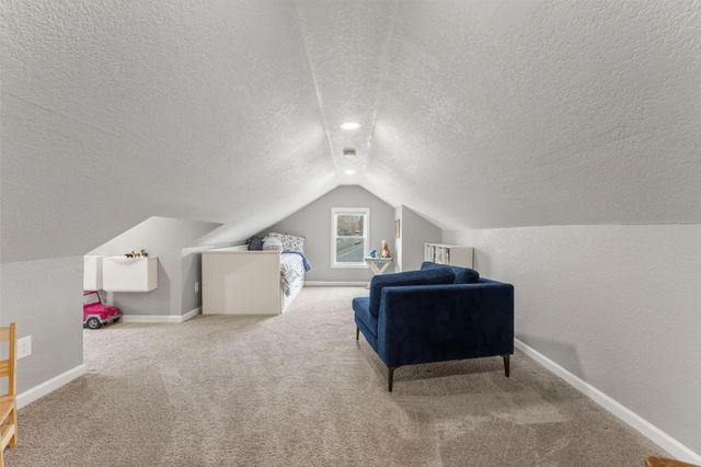 2712 Williams Drive, Burnsville, MN 55337