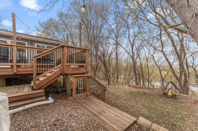 2712 Williams Drive, Burnsville, MN 55337