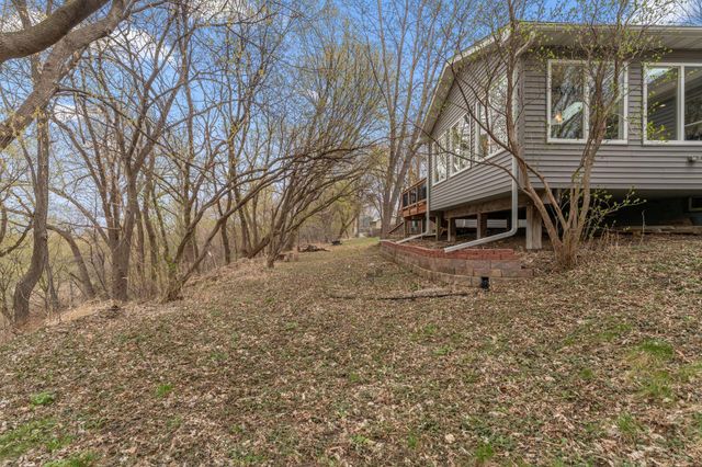 2712 Williams Drive, Burnsville, MN 55337