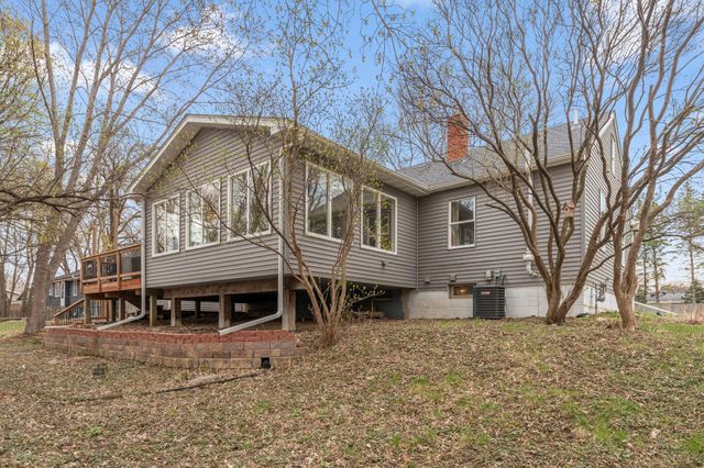 2712 Williams Drive, Burnsville, MN 55337