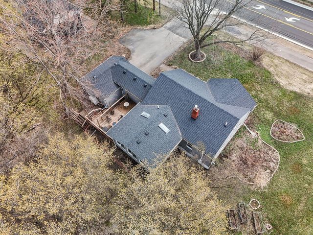 2712 Williams Drive, Burnsville, MN 55337