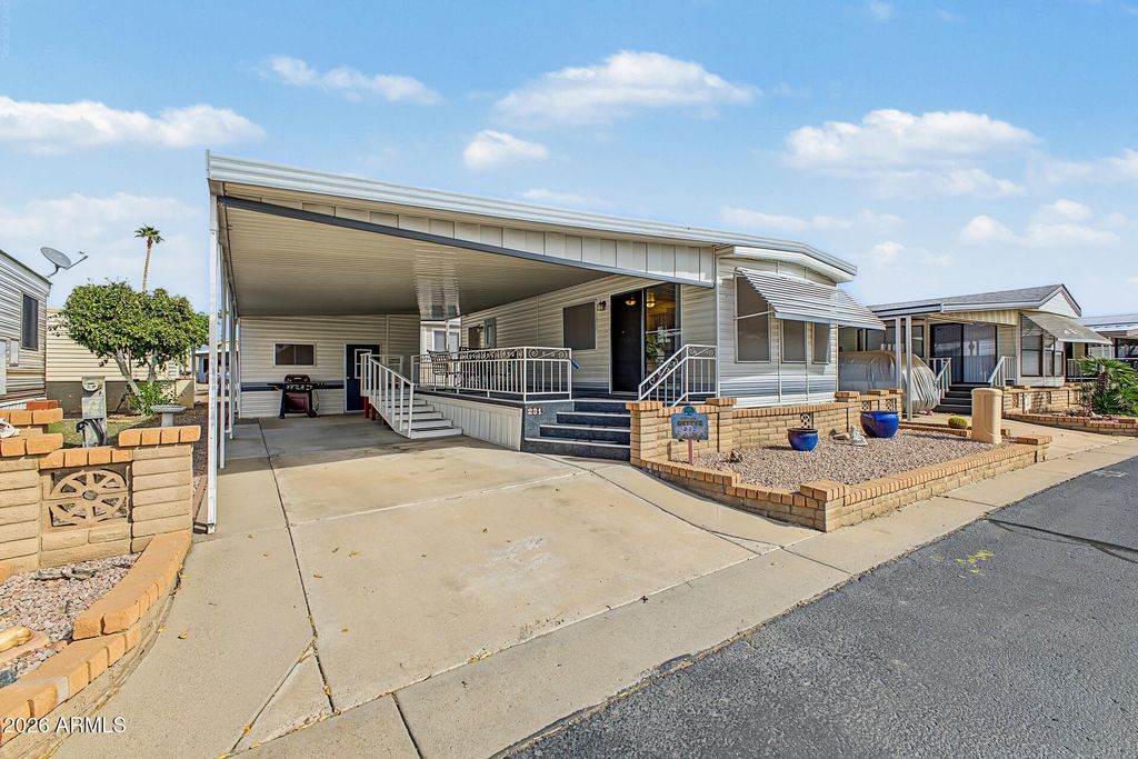 111 S GREENFIELD Road 231, Mesa, AZ 85206 — photo 2