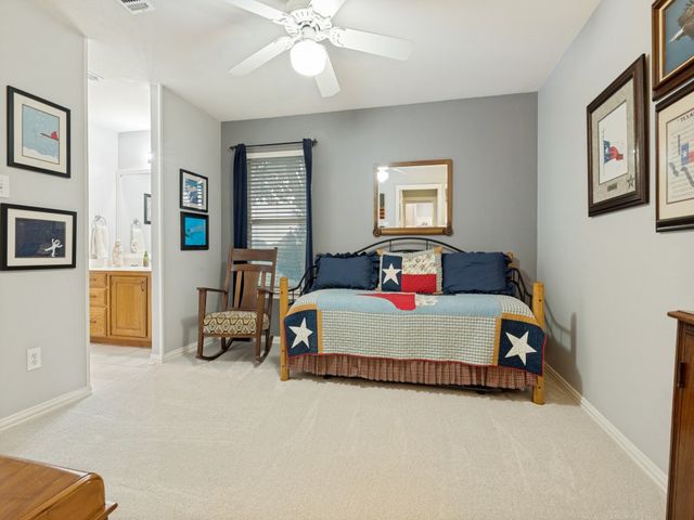 511 N Hardeman Circle, Justin, TX 76247