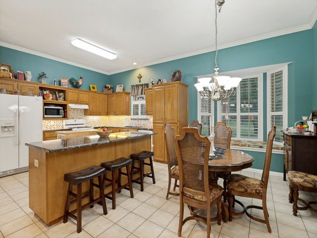 511 N Hardeman Circle, Justin, TX 76247
