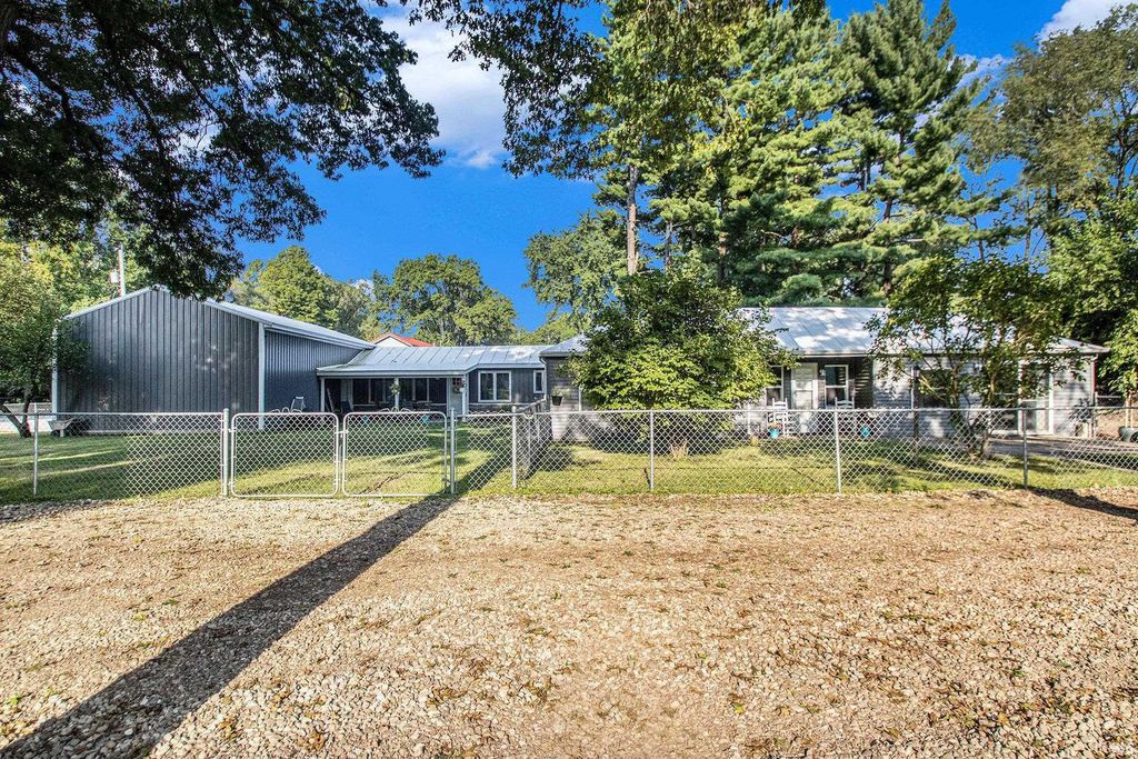 55271 Currant Road, Mishawaka, IN 46545