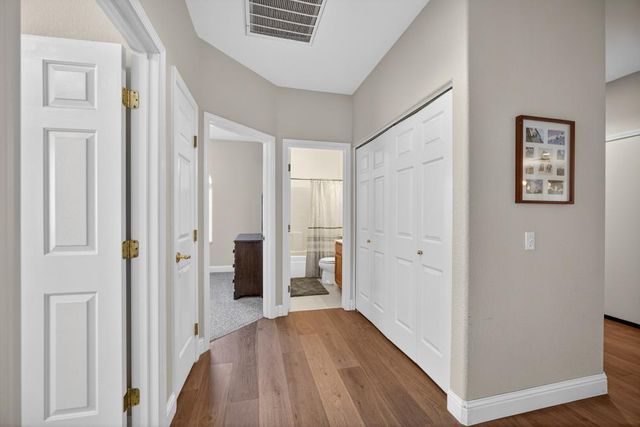 9909 Blue Lupine Pl, Elk Grove, CA 95757