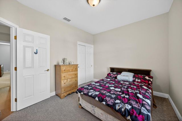 9909 Blue Lupine Pl, Elk Grove, CA 95757