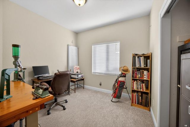 9909 Blue Lupine Pl, Elk Grove, CA 95757