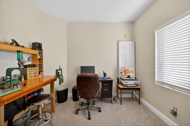 9909 Blue Lupine Pl, Elk Grove, CA 95757