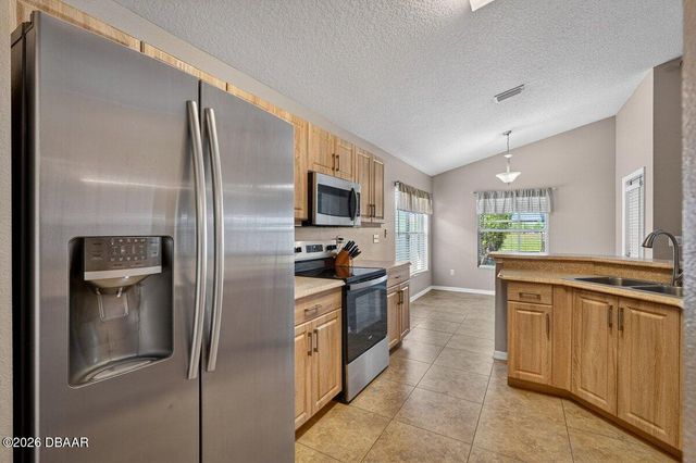 6527 Shahab Lane, Port Orange, FL 32128