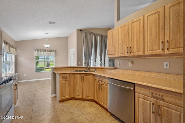 6527 Shahab Lane, Port Orange, FL 32128