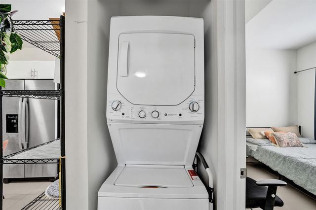 763 NW 41st St, Miami, FL 33127