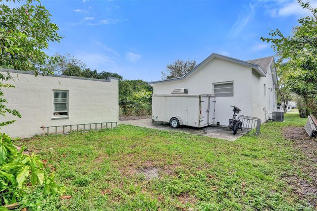 763 NW 41st St, Miami, FL 33127