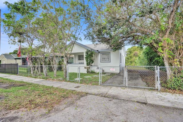 763 NW 41st St, Miami, FL 33127