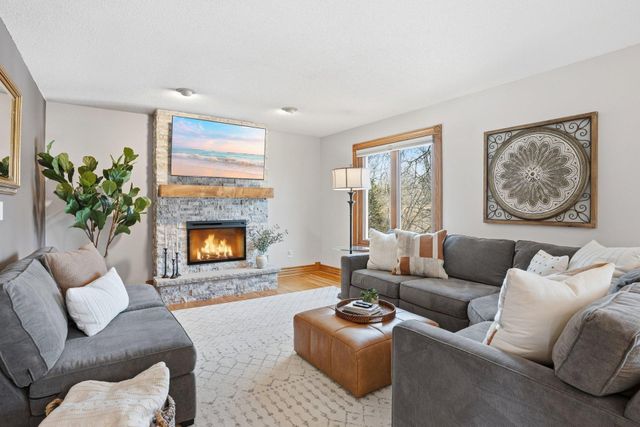 4136 Prairie Ridge Road, Eagan, MN 55123