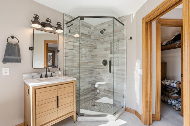 4136 Prairie Ridge Road, Eagan, MN 55123