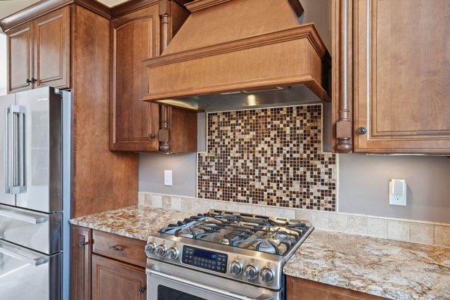 4136 Prairie Ridge Road, Eagan, MN 55123