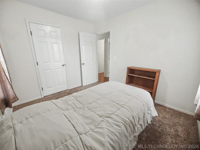 15396 N 520 Road, Tahlequah, OK 74464