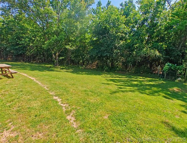 15396 N 520 Road, Tahlequah, OK 74464