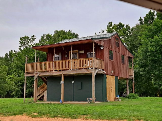 194 Creekside Ln, Westpoint, TN 38486