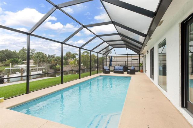 314 NE Surfside Avenue, Port St. Lucie, FL 34983