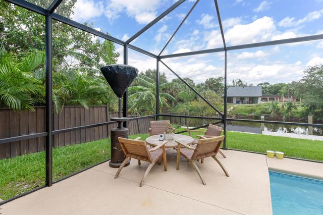 314 NE Surfside Avenue, Port St. Lucie, FL 34983
