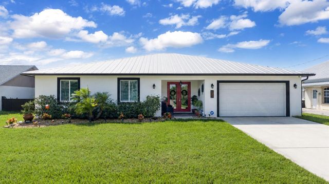 314 NE Surfside Avenue, Port St. Lucie, FL 34983