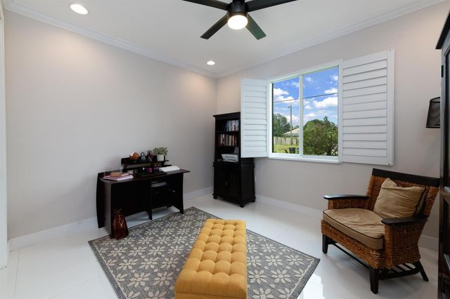 314 NE Surfside Avenue, Port St. Lucie, FL 34983