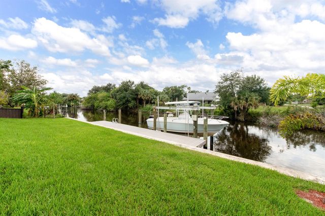 314 NE Surfside Avenue, Port St. Lucie, FL 34983
